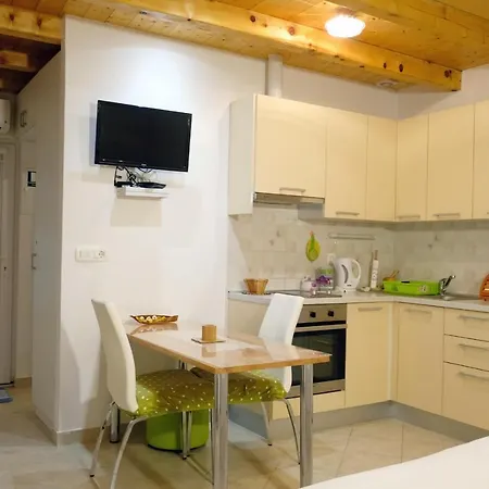 Apartment Apartment Ante Split